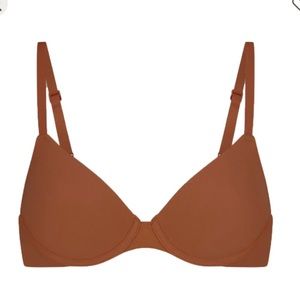 Skims Original Fits Everybody T-Shirt Bra 40B
